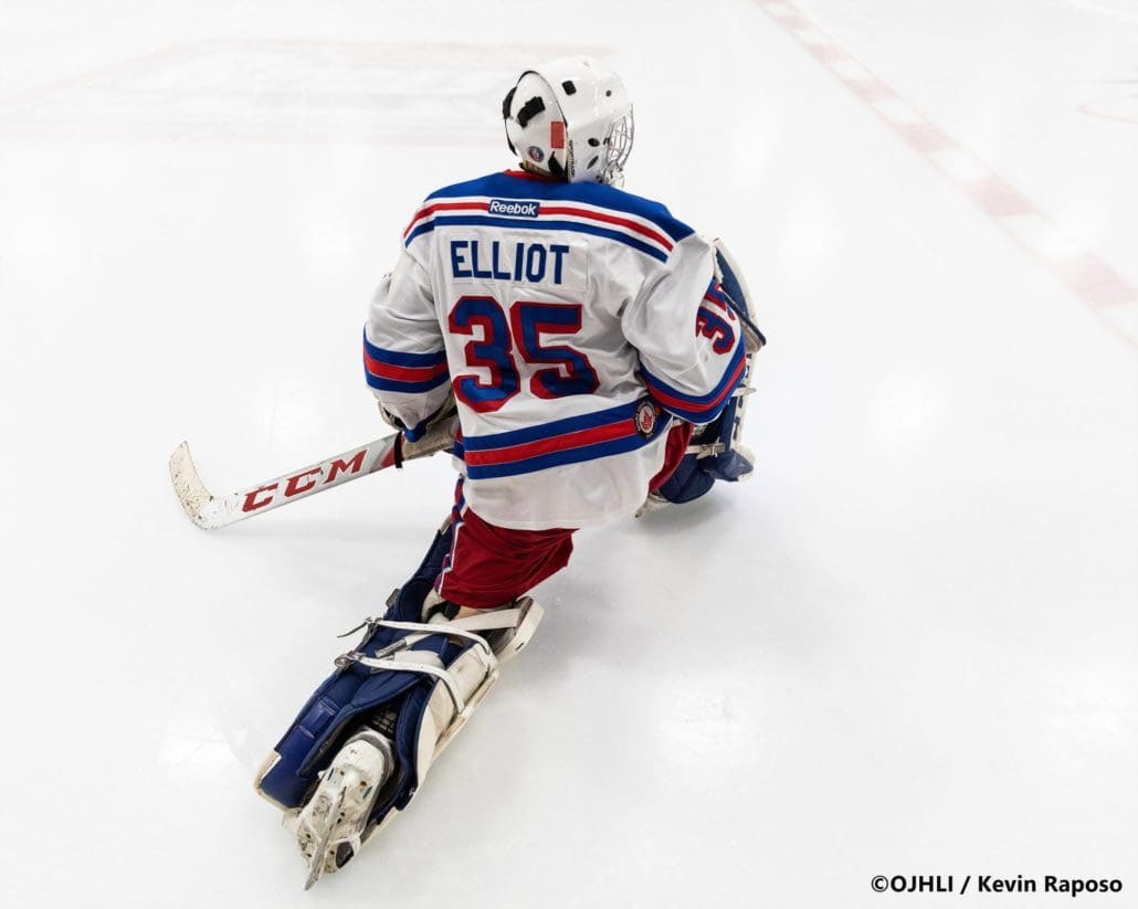 Sports Photography – OJHL (Ontario Junior Hockey League) Men’s Hockey, Marham Royals vs. Oakville Blades in Oakville, Ontario, Canada at Sixteen Mile Sports Complex
